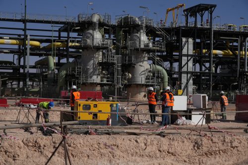 Sonatrach: Lancement des travaux d’aménagement du gisement de Hassi R ...