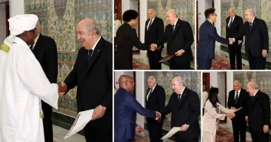 Le président de la République reçoit les lettres de créance de cinq nouveaux ambassadeurs auprès de l&rsquo;Algérie
