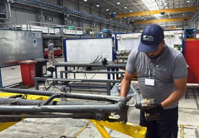 Le ministre de l&rsquo;Industrie inspecte le fonctionnement du groupe Ferrovial à Annaba